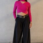 POSE&DAZE ΜΠΛΟΥΖΑ ΡΙΠ ΦΟΥΞΙΑ ΜΕ ΛΕΠΤΟΜΕΡΕΙΑ ΣΤΟ ΛΑΙΜΟ ΦΟΥΞΙΑ